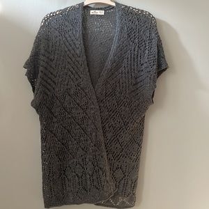 Hollister knit open cardigan, size XS, loose fitting. Like new.